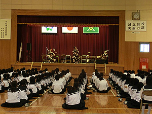 スクールコンサートin都城市立小松原中学校