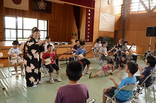 スクールコンサート in 黒木小学校