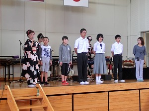 スクールコンサート　in　えびの市立上江小中学校