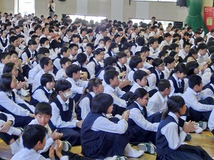 スクールコンサート　in　宮崎市立本郷中学校