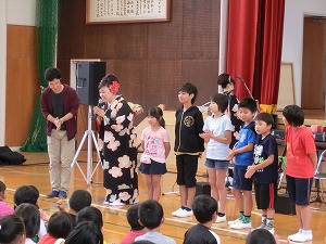 スクールコンサート　in　新上五島町立東浦小学校