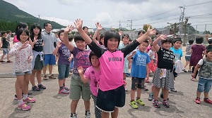 スクールコンサート　in　五島市立山内小学校