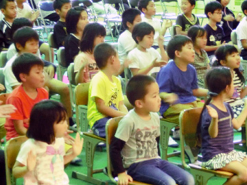 スクールコンサート in 対馬市立東小学校