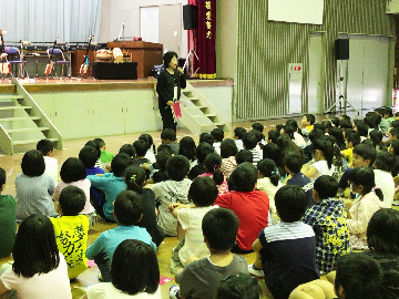 スクールコンサート in 対馬市立鶏鳴（けいめい）小学校