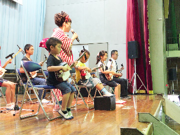 スクールコンサート in 対馬市立鶏鳴（けいめい）小学校