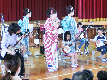 スクールコンサート in 対馬市立西小学校