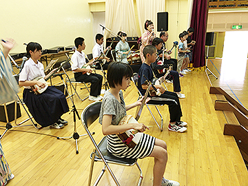 スクールコンサート in 対馬市立佐須奈小中学校