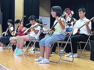 学校と地域を結ぶコンサート in 都城市立笛水小中学校