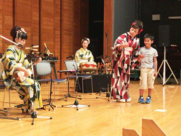 学校と地域を結ぶコンサート in 小林市立須木小学校・中学校