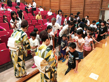 学校と地域を結ぶコンサート in 小林市立須木小学校・中学校