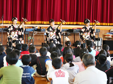 スクールコンサート in 対馬市立大船越小学校・中学校