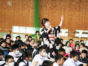 スクールコンサート in 対馬市立大船越小学校・中学校