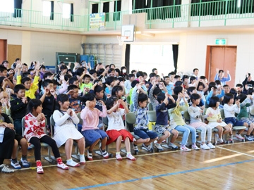 スクールコンサート in 対馬市立豊玉小学校