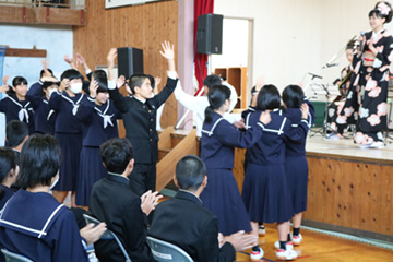 スクールコンサート in 小林市立東方中学校