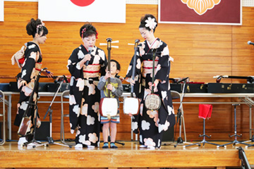 スクールコンサート in 小林市立栗須小学校