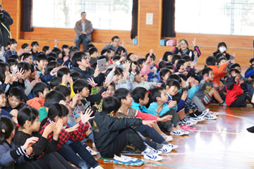 スクールコンサート in 小林市立栗須小学校