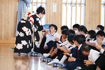 スクールコンサート in 小林市立東方中学校