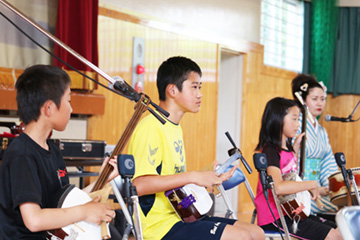 スクールコンサート in 壱岐市立渡良（わたら）小学校