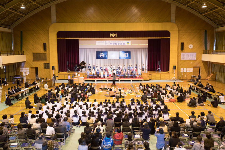 学校と地域を結ぶコンサートin日之影町