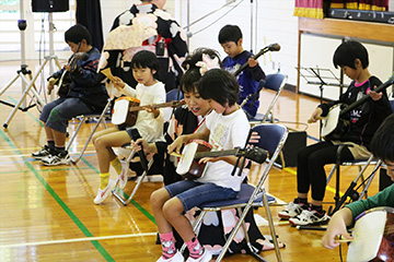 スクールコンサート in 壱岐市立箱崎小学校