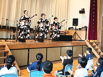 スクールコンサート in 佐世保市立中里小学校