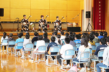 スクールコンサート in 佐世保市立清水小学校