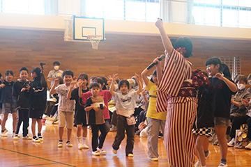学校と地域を結ぶコンサート in 高千穂町立押方小学校