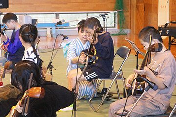 学校と地域を結ぶコンサート in 高千穂町立押方小学校