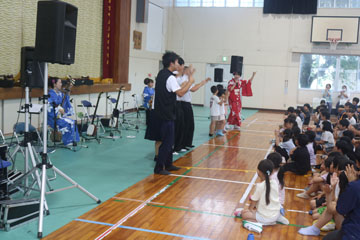 学校と地域を結ぶコンサート in 新富町立上新田学園