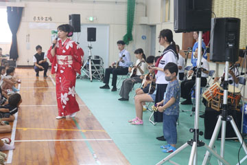 学校と地域を結ぶコンサート in 新富町立上新田学園