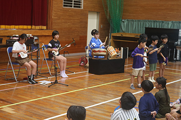 スクールコンサート in 日南市立潟上小学校
